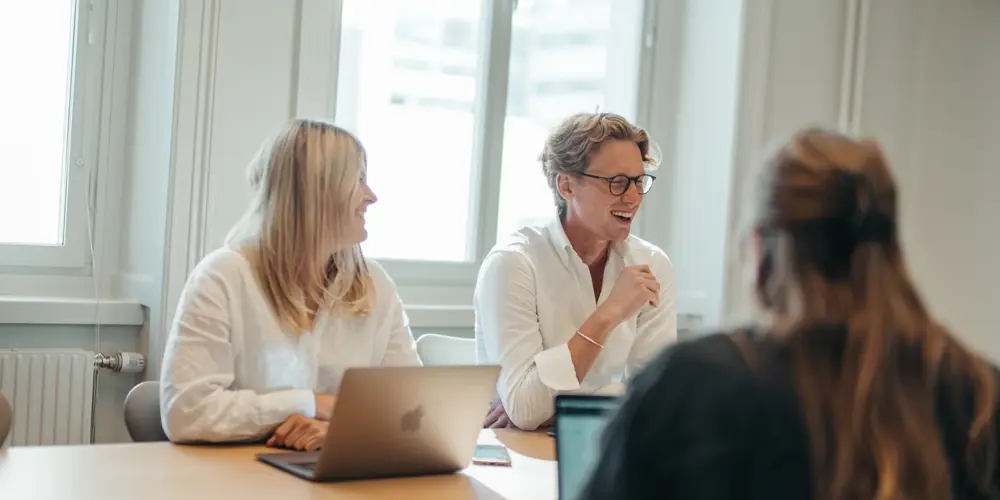 Partnertyper forklart: Influencere, content-partnere og lojalitetssider - hva passer for din nettbutikk?